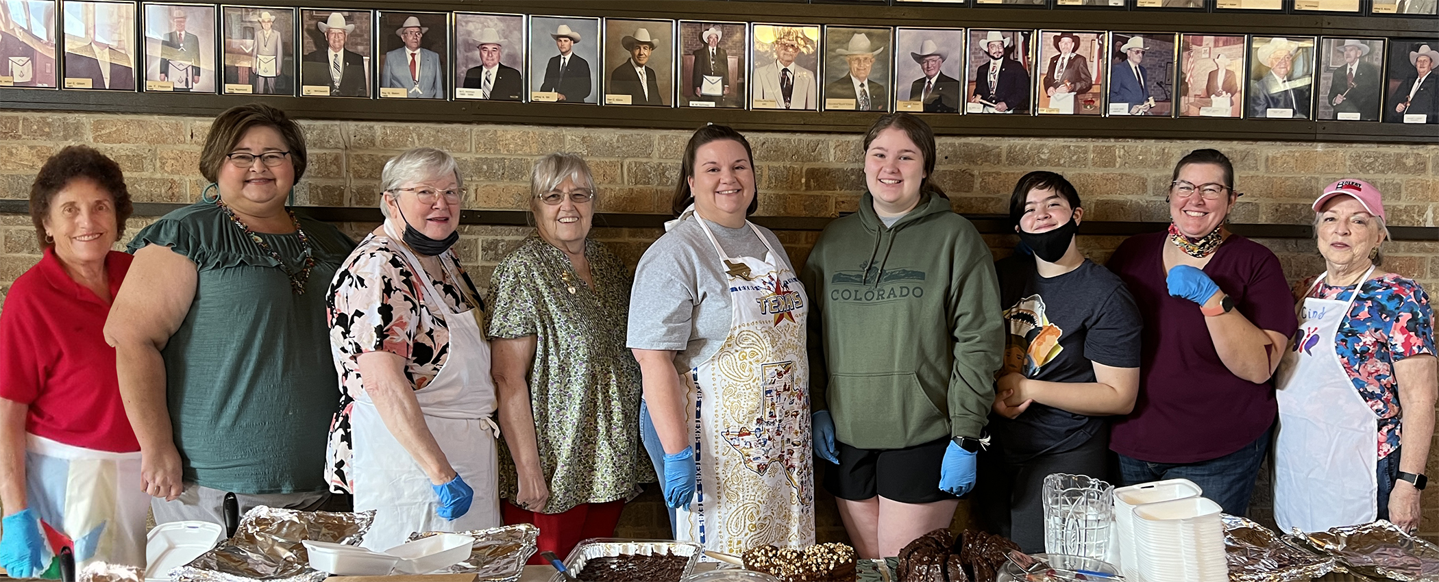 Boerne Chapter 200 OES Serves Cakes for Kendall Lodge 897 for Fundraiser - along with family and Friends